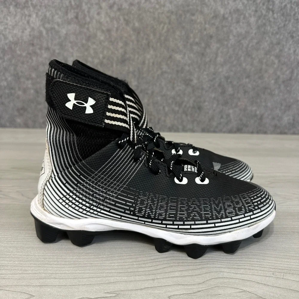 Under Armour Highlight Franchise Football Cleats Kids 4Y Black High Top Strap